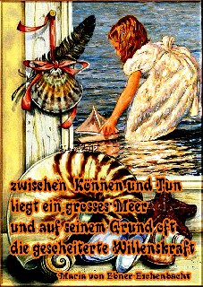 GIRL  AM MEER  SPIELT    ZWISCHEN  KOENNEN UND TUN